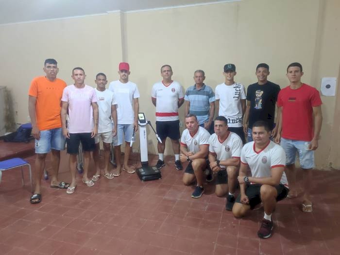 Mais um dia de avaliações antropométricas e um aulão de treino funcional no 14º Batalhão