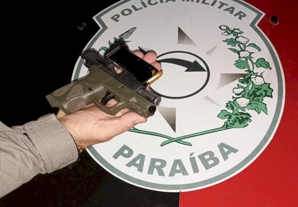 Apreensão de arma de fogo pela Polícia Militar