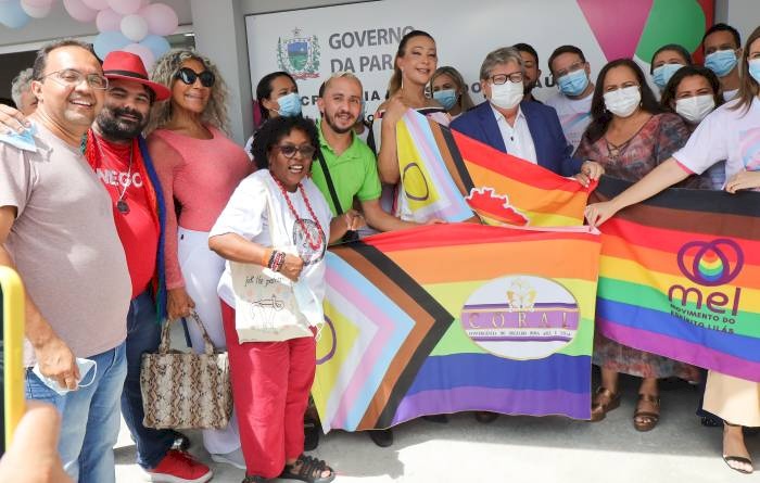 Reforma do Ambulatório de Saúde Integral para Travestis e Transexuais Fernanda Benvenutty
