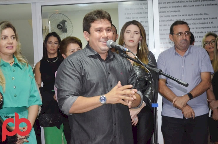 Helder Carvalho, cingiu o que ele chamou de “colegas da Casa de Sousa”, referendando a dedicação de todos que tiveram naquela instante