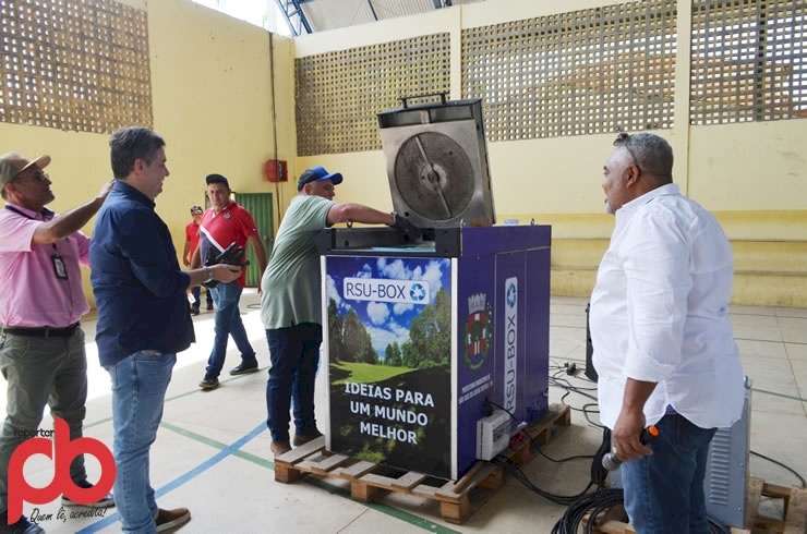 Teste sendo feita na Máquina, modelo, RSU Box