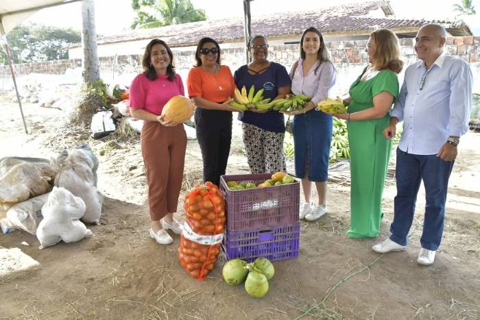 Mais de 35 toneladas de alimentos para famílias em situação de insegurança alimentar