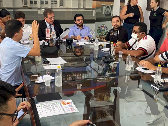 Coletiva de imprensa realizada pelo prefeito de Sousa, Fábio Tyrone 