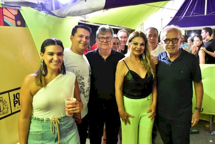 Desfile do Bloco Muriçocas do Miramar, em João Pessoa