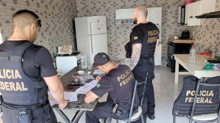 Operação Dever Legal deflagrada pela Polícia Federal