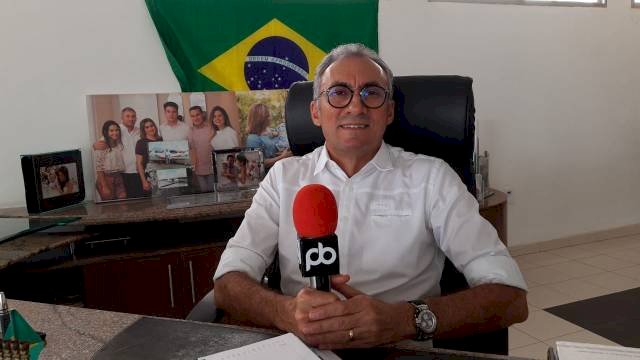 RETRÔ: Entrevista de Nego da Rio Vale ao Ponto & Vírgula em defesa do Empresário, e os Empregos ofertados em Sousa; TVRPB
