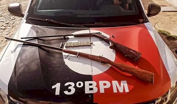 Apreensão de armas de fogo pela Polícia Militar