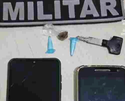 Material ilícito apreendido pela Polícia Militar em Cajazeiras