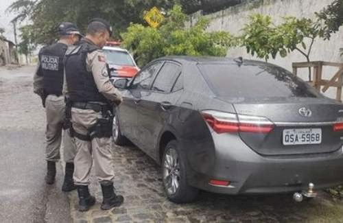 Mais um veículo recuperado dois dias depois de ser roubado