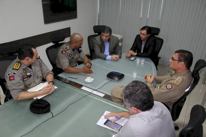Comandantes da Polícia Militar, Corpo de Bombeiros Militar e a Delegacia Geral de Polícia Civil