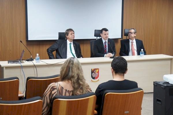 Workshop sobre segurança institucional e autoproteção