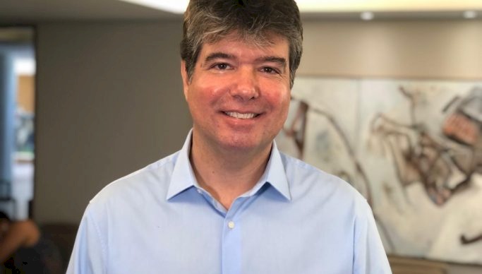Deputado federal e candidato a reeleição, Ruy Carneiro