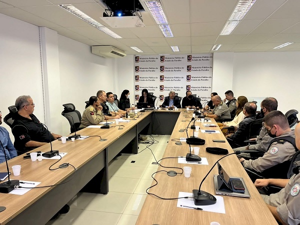 Reunião com representantes da Polícia Militar, Polícia Civil, Corpo de Bombeiros, Polícia Rodoviária Federal, entre outros