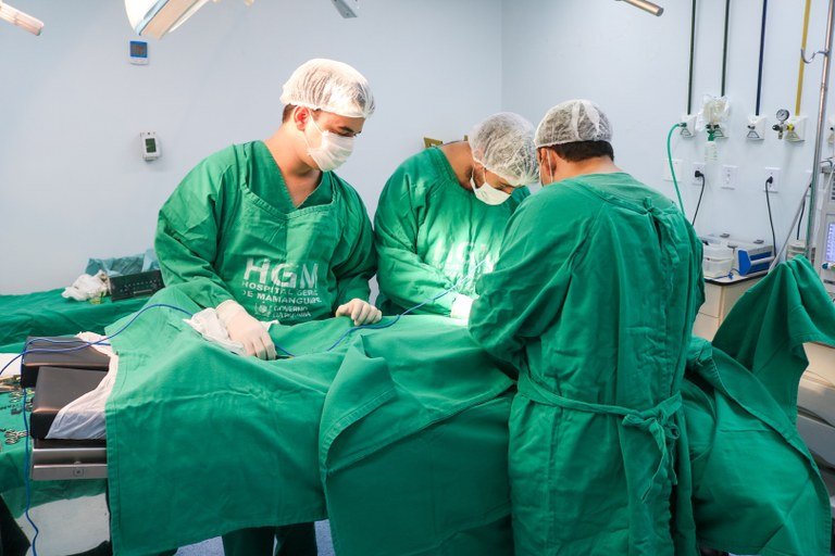 Procedimento cirurgico realizado através do programa Opera Paraíba