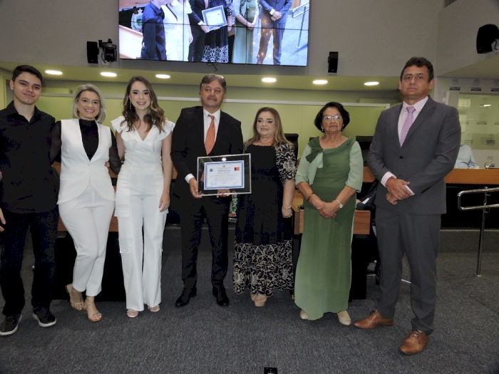 Título de cidadão paraibano ao construtor e contador Joacir Fernando
