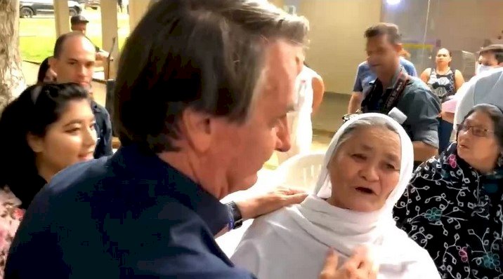 No Alvorada, Presidente Bolsonaro recebe refugiados Afegãos para almoço neste domingo 