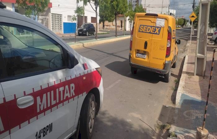Policiamento ostensivo nos locais de prova e realização de escolta dos cadernos de questões
