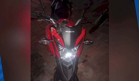 Motocicleta recuperada pela Polícia Militar