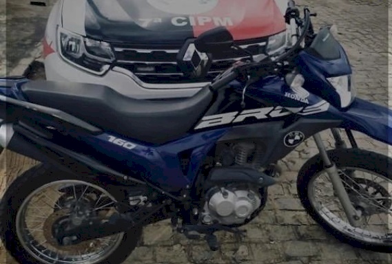 Motocileta recuperada pela polícia em Araruna 