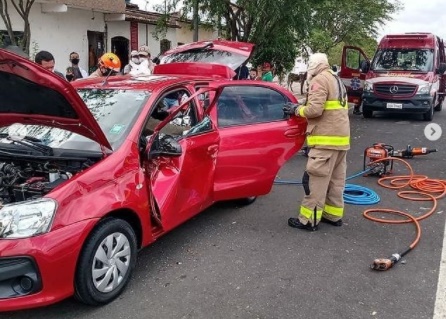 Acidente Bombeiros 