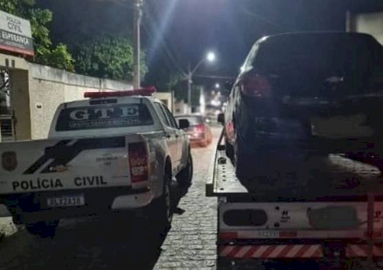 GTE recupera carro roubado que estava escondido em uma propriedade no interior da Paraíba