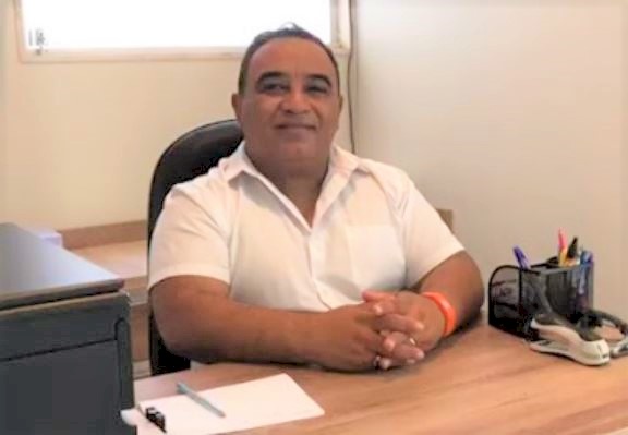 Prefeito Marcos Eron do Município de Monte Horebe
