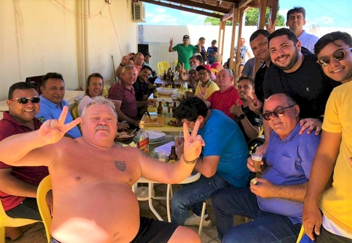Encontro das lideranças políticas da oposição em Marizópolis