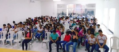 Alunos da Rede de Ensino Municipal de Aparecida, da Escola Antônio Meira de Sá