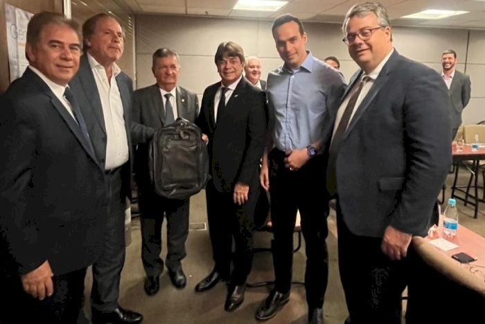 Presidente da FIEPB, Cassiano Pascoal em agenda na Companhia Siderúrgica Nacional