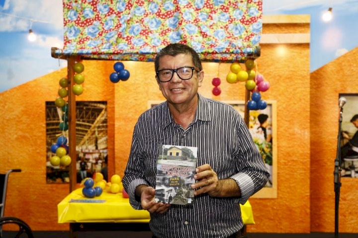 Jornalista, e Escritor,Josélio Carneiro
