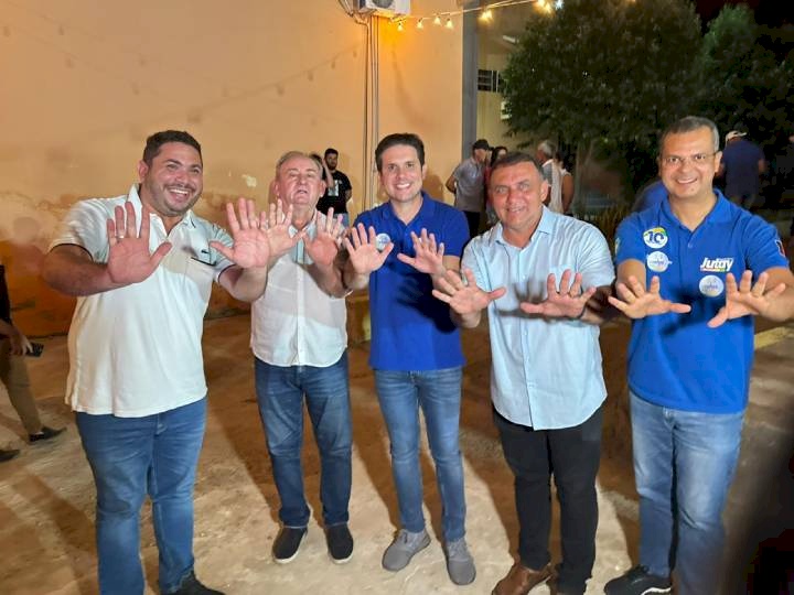 Júnior do Peixe, Zé de Pedrinho, Hugo Motta, Deuzinho Abreu, e Jutay Menezes