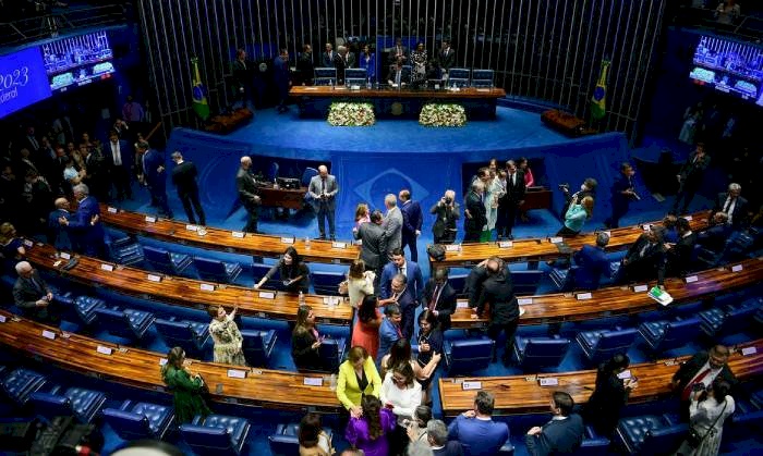 Conselho de Ética analisa seis casos por quebra de decoro no Senado