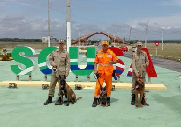 6° Batalhão de Bombeiro Militar recebeu a visita de militares