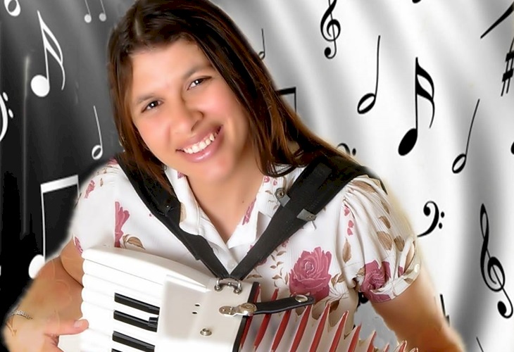 Cantora Alice Maciel hoje em Vieirópolis