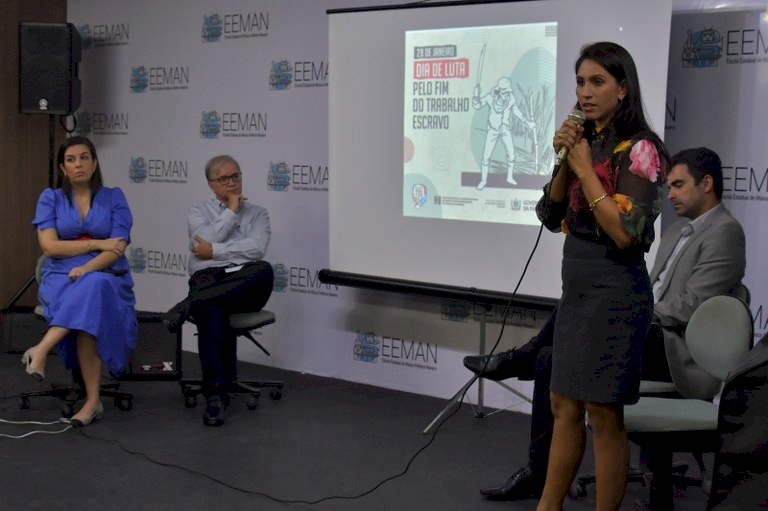 Sedh e parceiros realizam cine-debate e discute ações de combate ao trabalho escravo