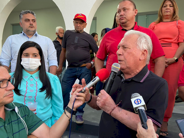 Prefeito Zé Aldemir do Município de Cajazeiras