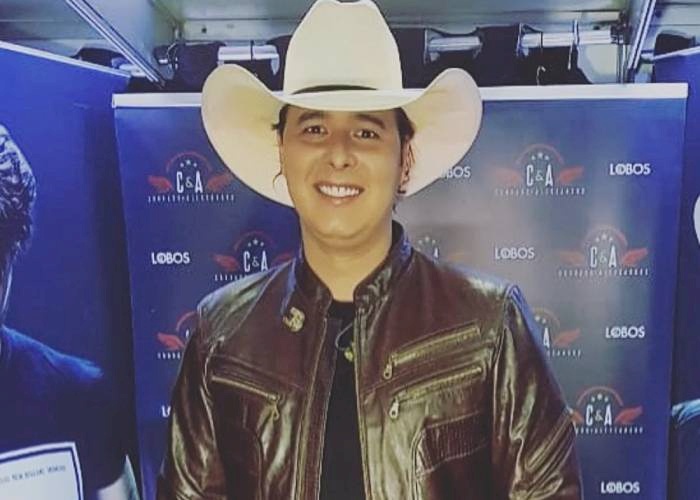 Cantor sertanejo Aleksandro, da dupla com Conrado