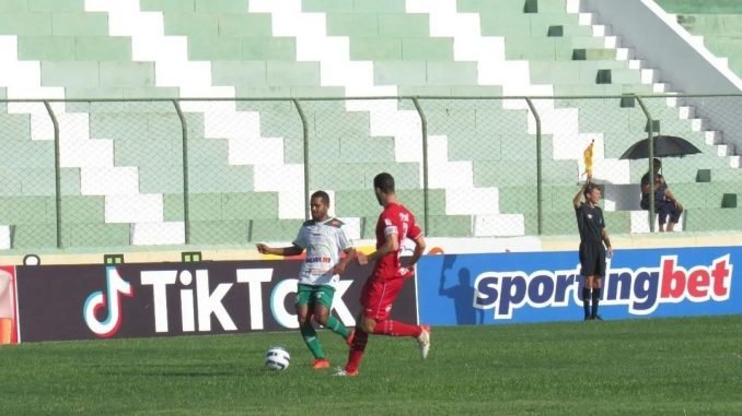 Sousa joga mal e fica no 0 a 0 com o Sergipe, no Estádio Marizão; veja