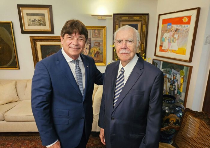 Visita de cortesia ao ex-presidente do Brasil, José Sarney