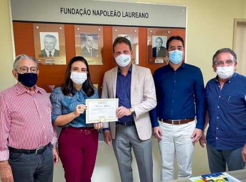 Assembleia reconhece trabalho do Hospital Laureano e aprova votos de aplausos