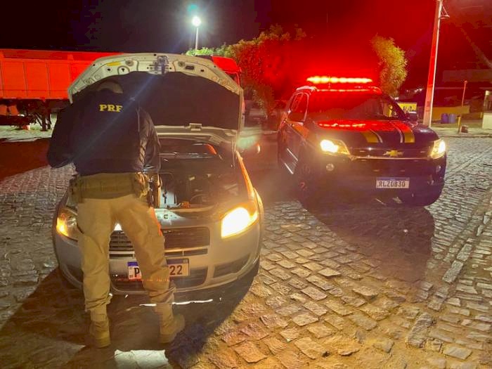 Carro clonado recuperado pela PRF na Paraíba