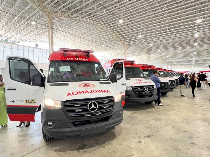 Entrega de novas ambulâncias do SAMU 192, na Paraíba