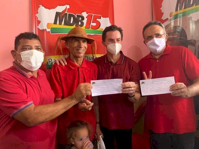 “Gobira tem a essência do MDB em sua vida”, diz Veneziano ao receber o novo filiado da legenda, em Cajazeiras