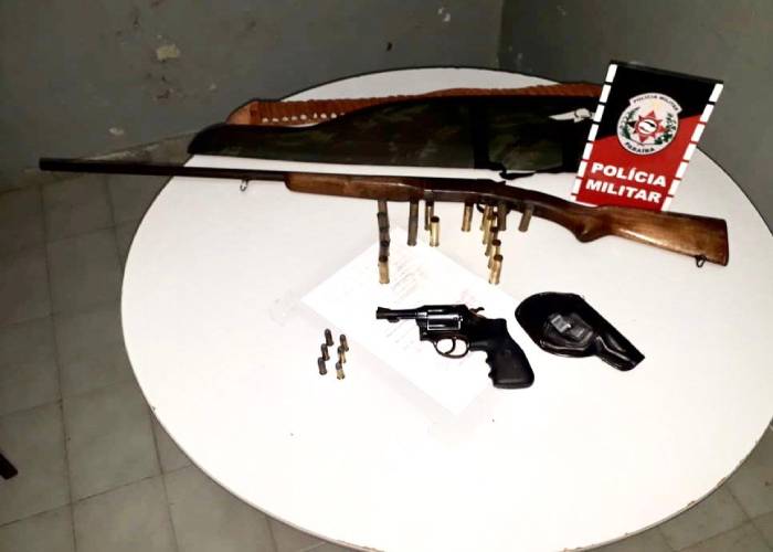 Armas