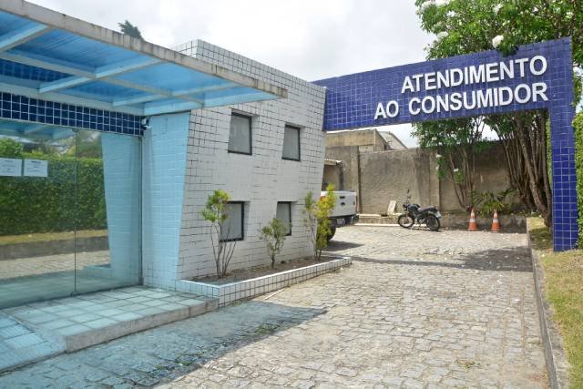 Procon-JP alerta que é proibida cobrança mínima no cartão e pagamento à vista pode ter preço diferenciado