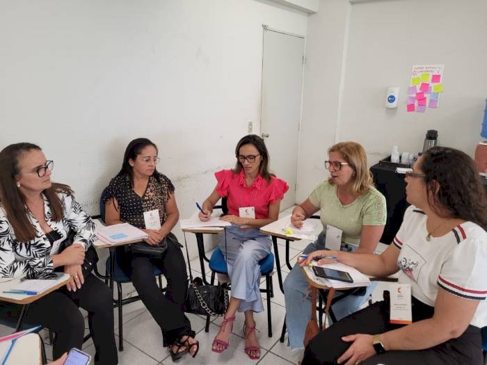 Aula presencial do curso Lideranças Educacionais - Fundação Lemann em Caruaru
