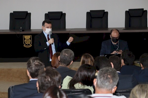 Reunião envolvendo membros do MPPB 