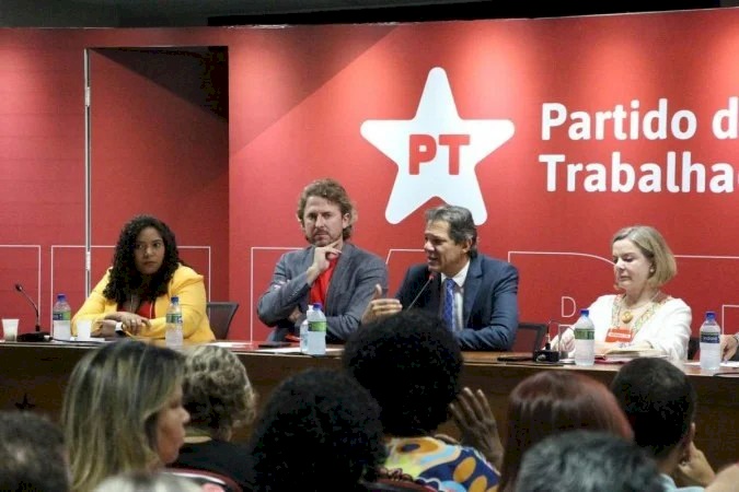 O diretório estadual do PT refutou a cobrança, alegando que o escritório não cumpriu com cláusulas contratuais