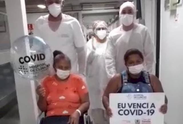 Juntas, mãe e filha se recuperam da Covid-19 e recebem alta do Hospital de Clínicas no mesmo dia
