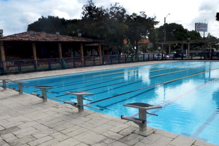 Festival de Natação no Centro Administrativo Municipal (CAM), em Água Fria
